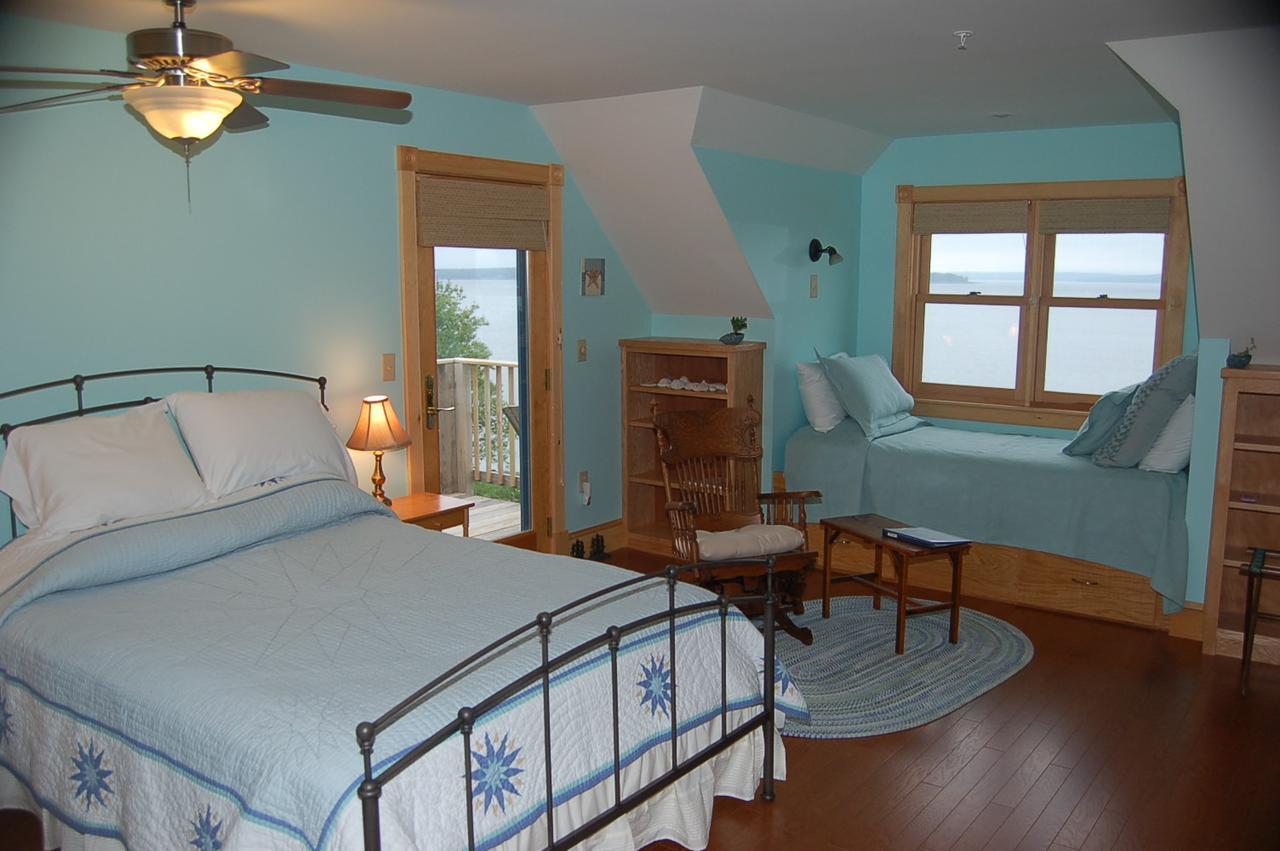 Wave Walker Bed And Breakfast Surry Buitenkant foto