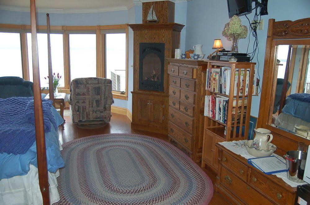 Wave Walker Bed And Breakfast Surry Buitenkant foto